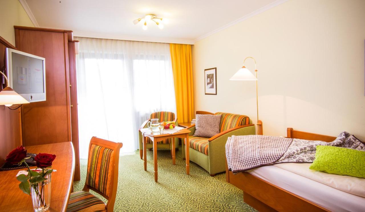 Hotel Konradshof Бад-Грисбах Экстерьер фото